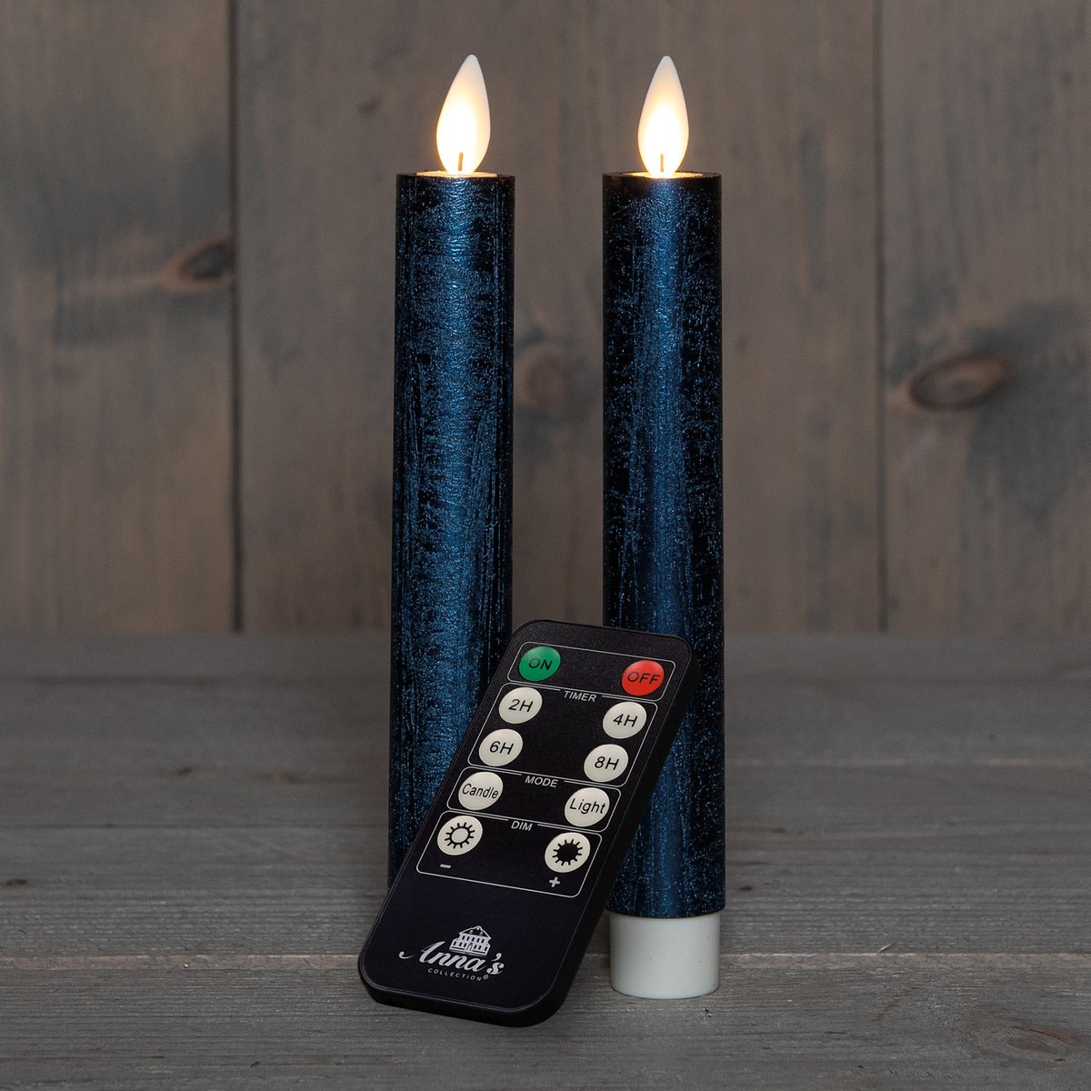Anna's Collection LED-Tafelkerzen - 2 Stück - Metallic Blau - 18 cm - mit Fernbedienung - 9,50 €